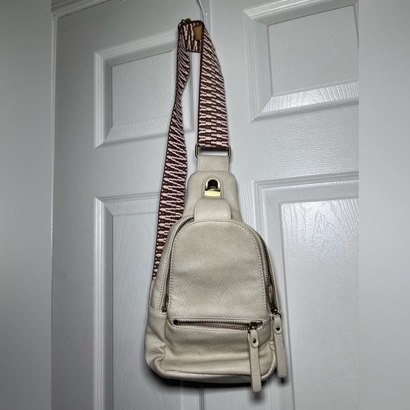 Urban Expressions | Textured Crossbody Sling Bag | Faux Leather | Adjustable - Picture 5 of 13